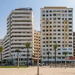 Seaside Splendor - Chic 2 Bedroom