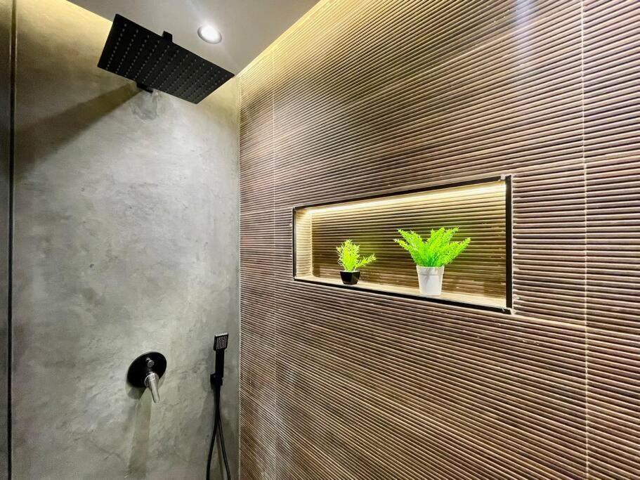 Apartment Seaside Splendor - Chic 2 Bedroom *